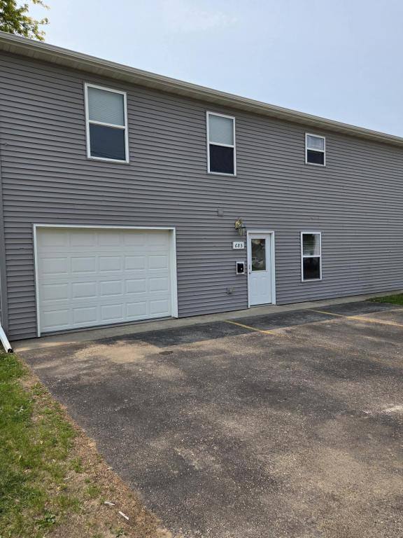 House for rent at 685 Camp St, Platteville, WI 53818