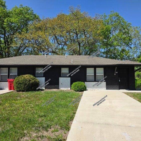 House for rent at 408 NE Westwind Dr, Lees Summit, MO 64086