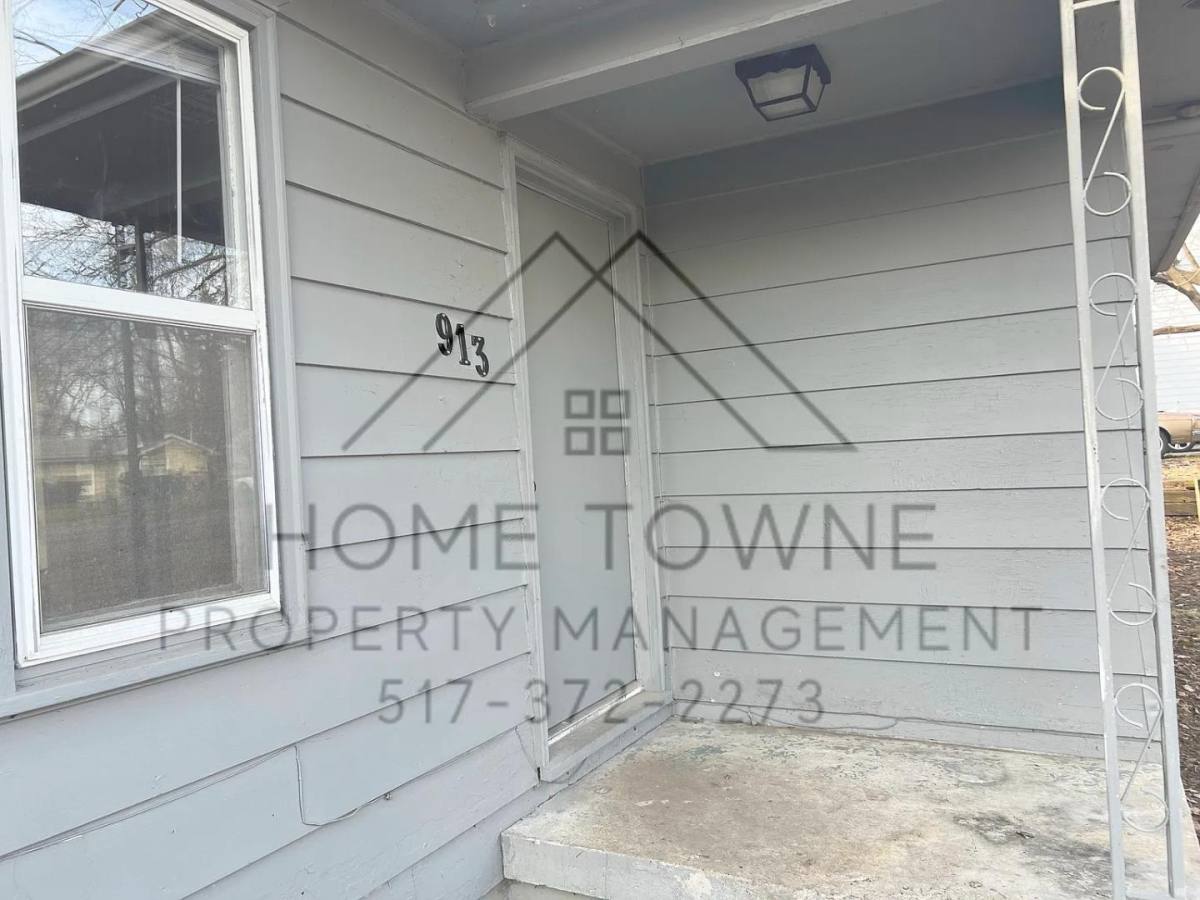 913 Pierce Rd, Lansing, MI 48910 - House for Rent - Image 2