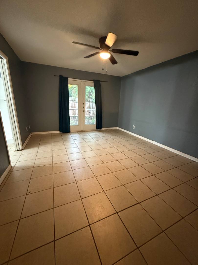 Apartment for rent at 202 Fir Dale #103, Converse, TX 78109