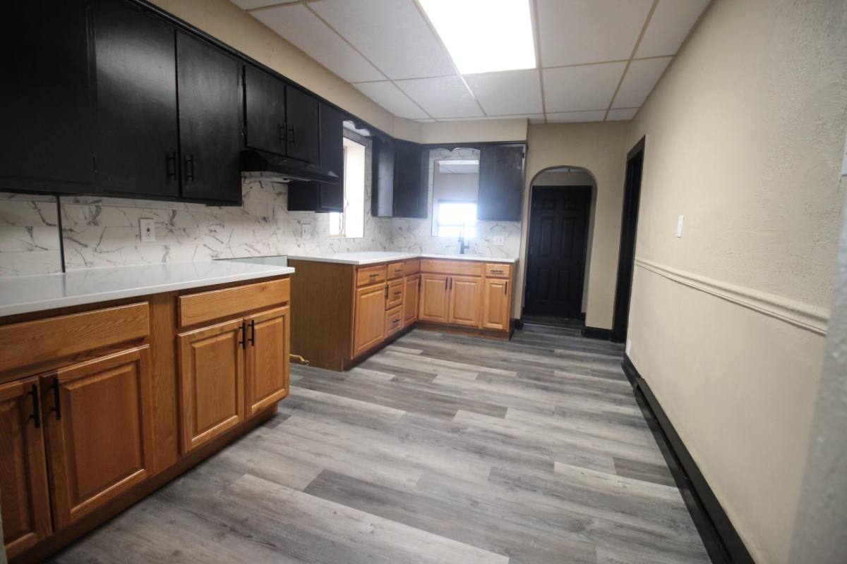 Townhouse for rent at 533 Elliger St, Allentown, PA 18102