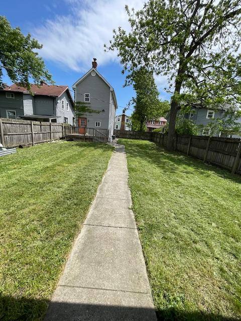 Apartment for rent at 723 Wager St, Columbus, OH 43206