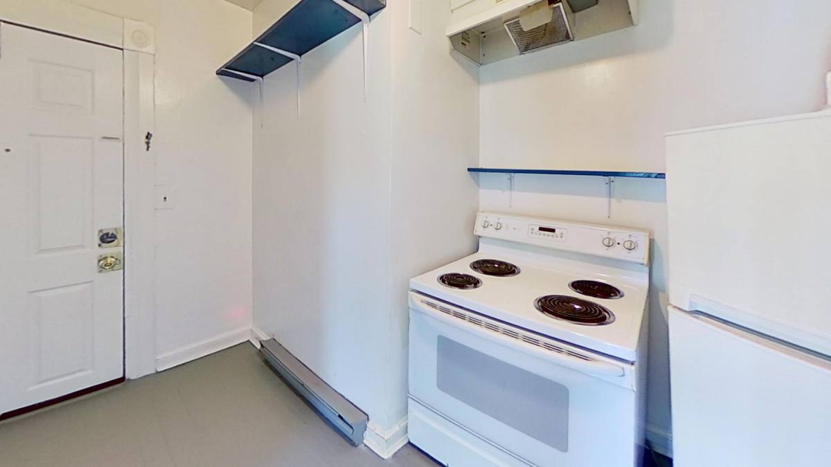 Apartment for rent at 8 W Prospect St #2, Front Royal, VA 22630