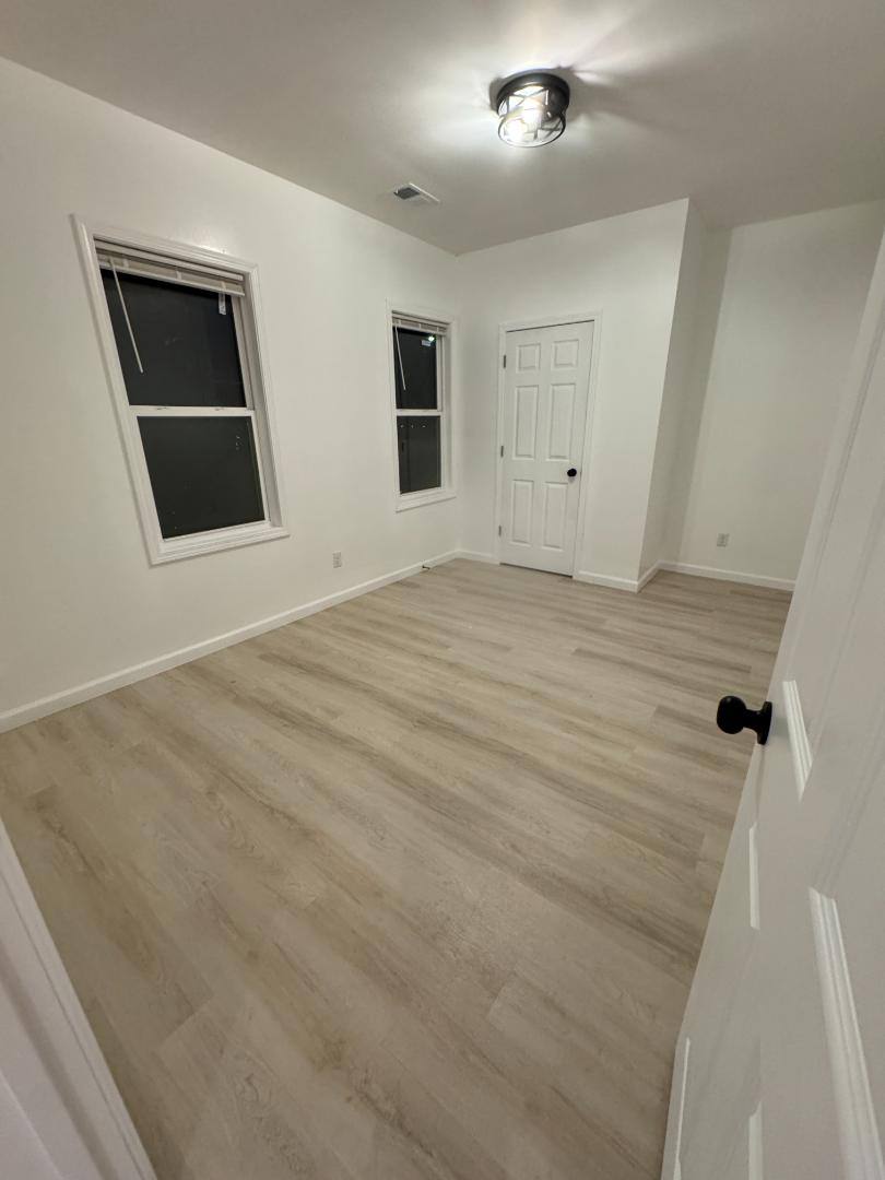 Apartment for rent at 601 E Gum #A Downstairs, Evansville, IN 47713