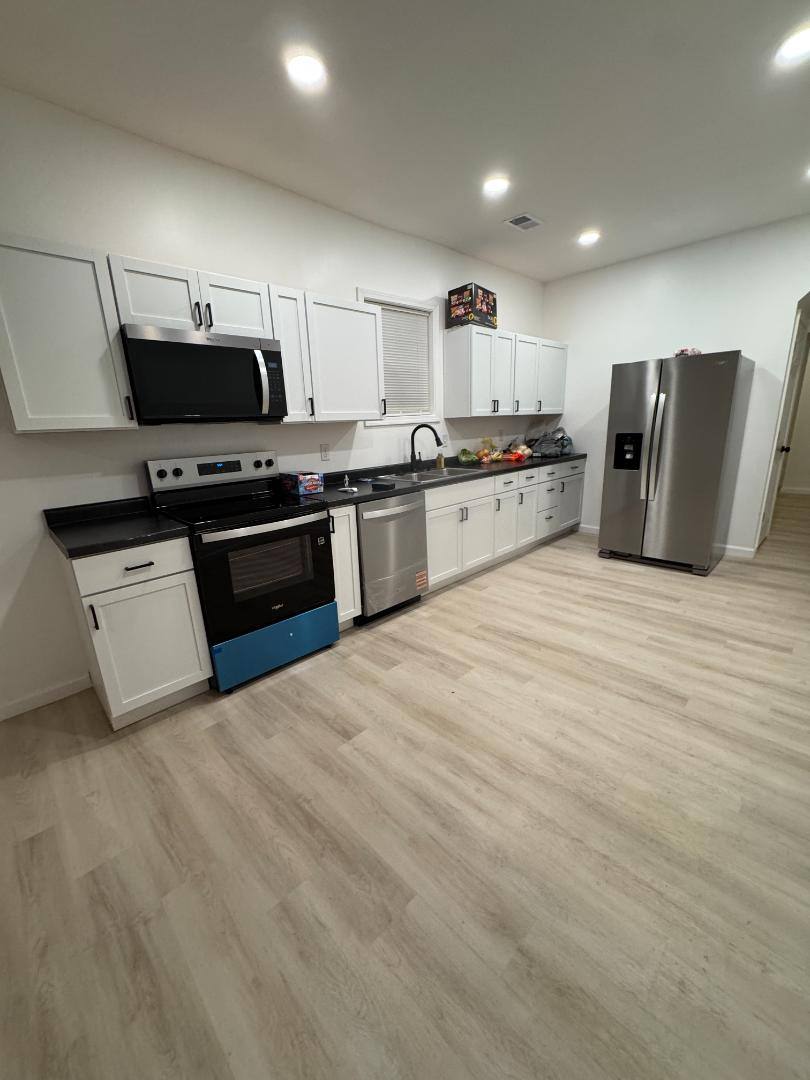 Apartment for rent at 601 E Gum #A Downstairs, Evansville, IN 47713