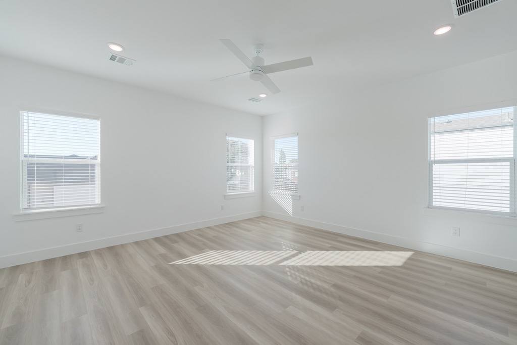 House for rent at 2911 Honor Way, Dallas, TX 75229