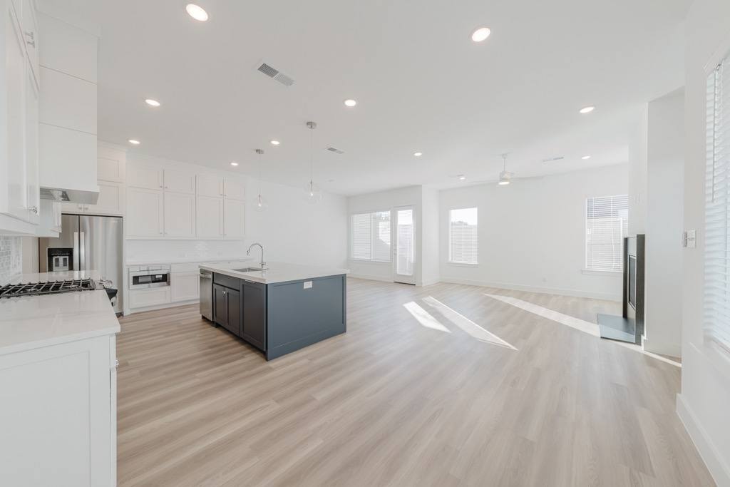 House for rent at 2911 Honor Way, Dallas, TX 75229