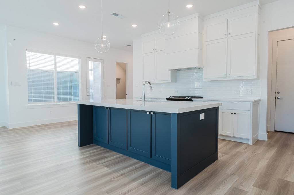 House for rent at 2911 Honor Way, Dallas, TX 75229