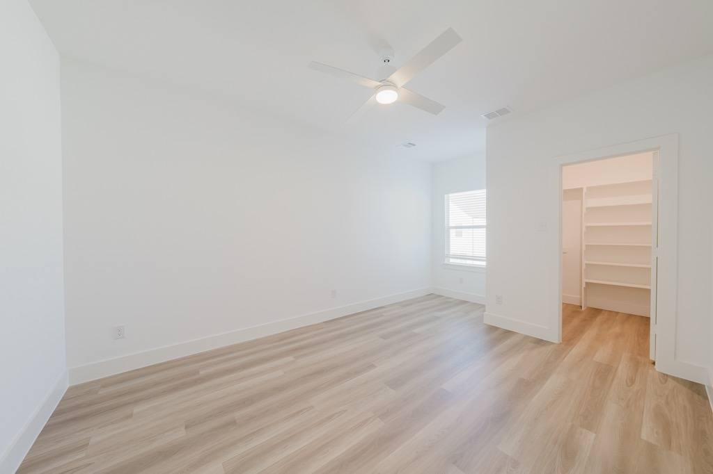 House for rent at 11661 Liberty Commons Court #11661 Modella, Dallas, TX 75229