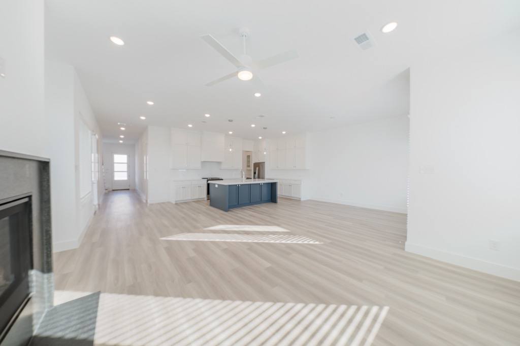 House for rent at 11661 Liberty Commons Court #11661 Modella, Dallas, TX 75229