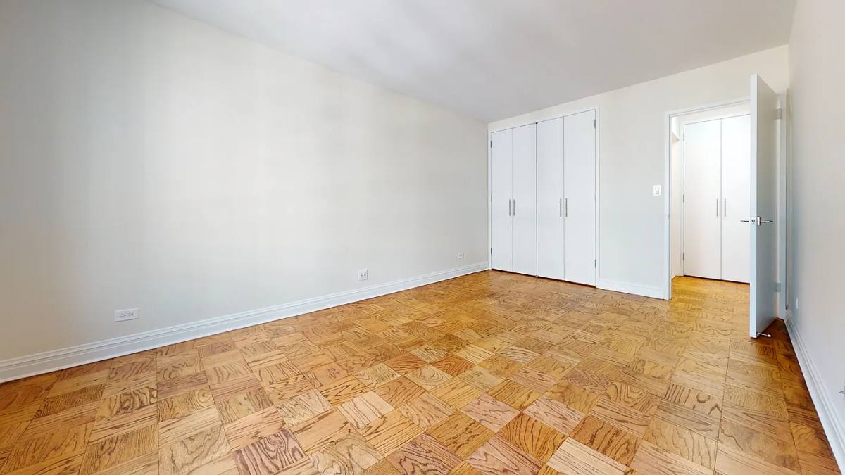Apartment for rent at 400 E 71st St #8PP, New York, NY 10021