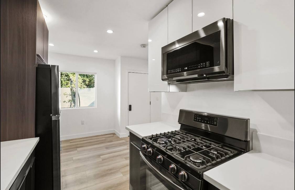 Apartment for rent at 2561 W Ave 30 #5, Los Angeles, CA 90031