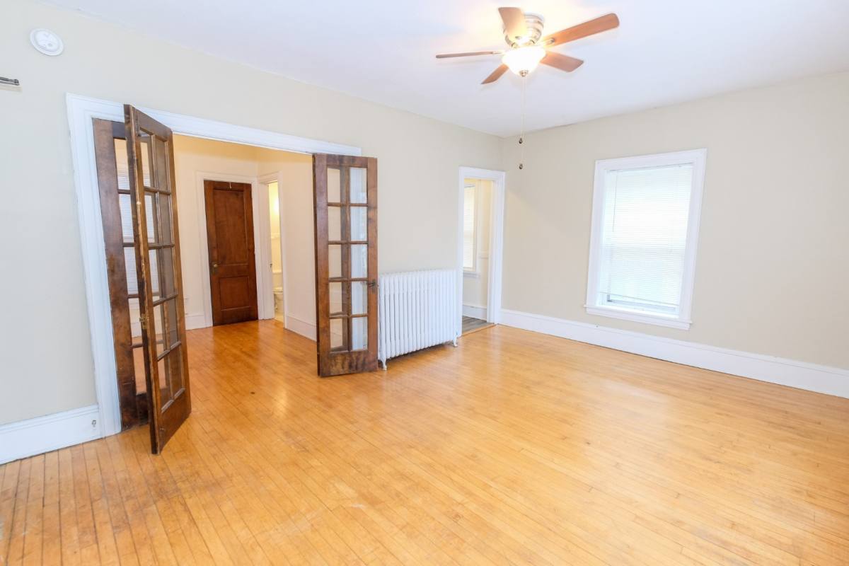 Apartment for rent at Lake Harriet Pkwy, 4410 W Lake Harriet Parkway #105, Minneapolis, MN 55408