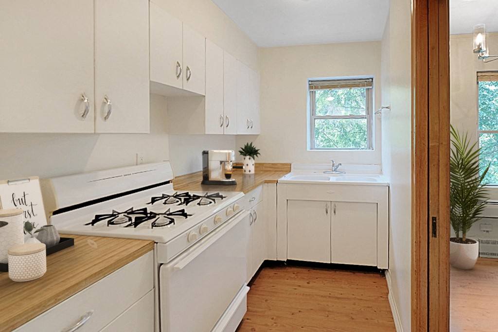 Apartment for rent at Linden Hills 2715 & 2719, 2715-2719 W 43rd St #303, Minneapolis, MN 55408
