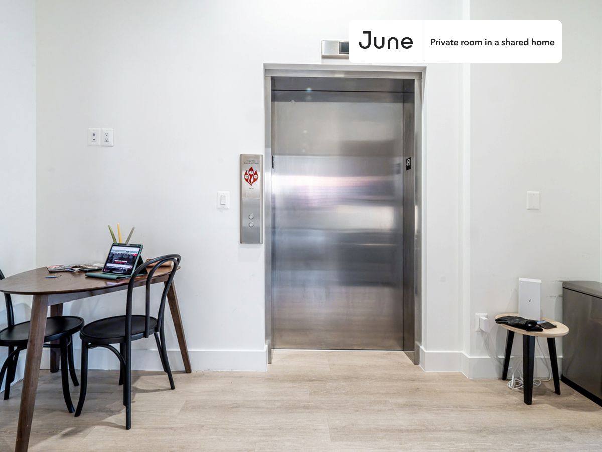Apartment for rent at 2147 P St NW, Washington, DC 20037