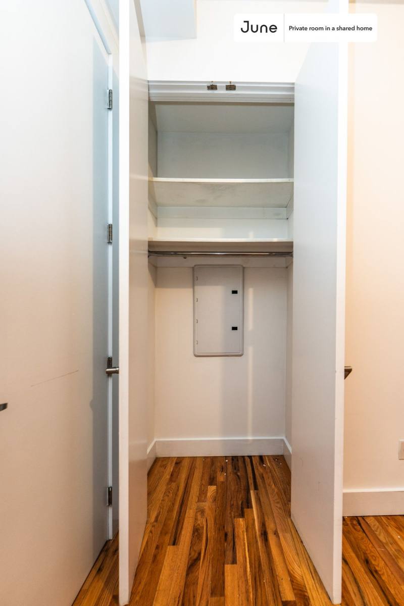 Apartment for rent at 886 Jefferson Ave, Brooklyn, NY 11221