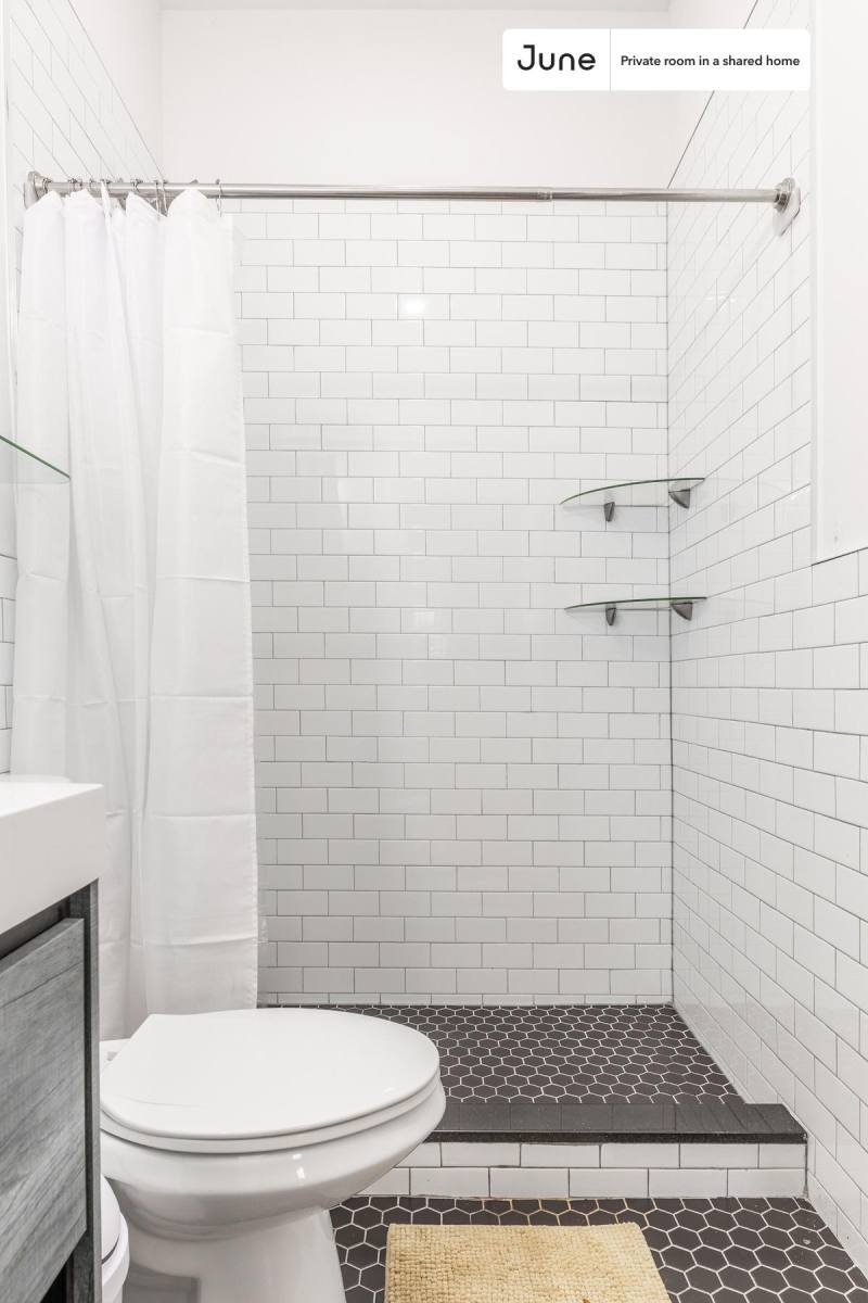 Apartment for rent at 60-47 68th Ave, Ridgewood, NY 11385