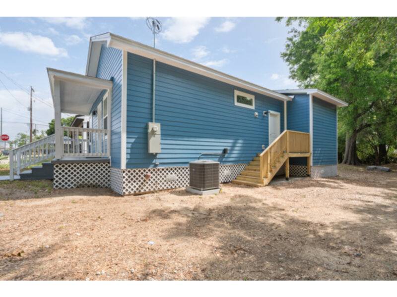House for rent at 418 N C St, Pensacola, FL 32501