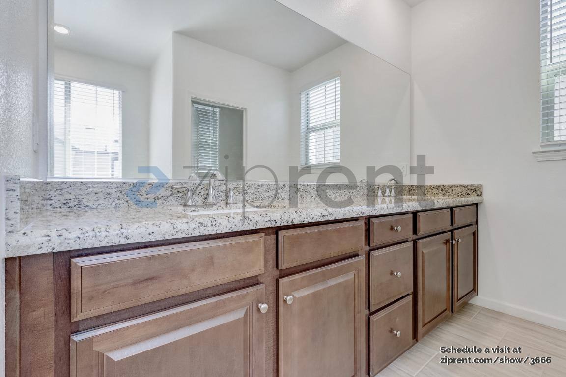 House for rent at 9315 Mystic Lake Alley, Sacramento, CA 95829