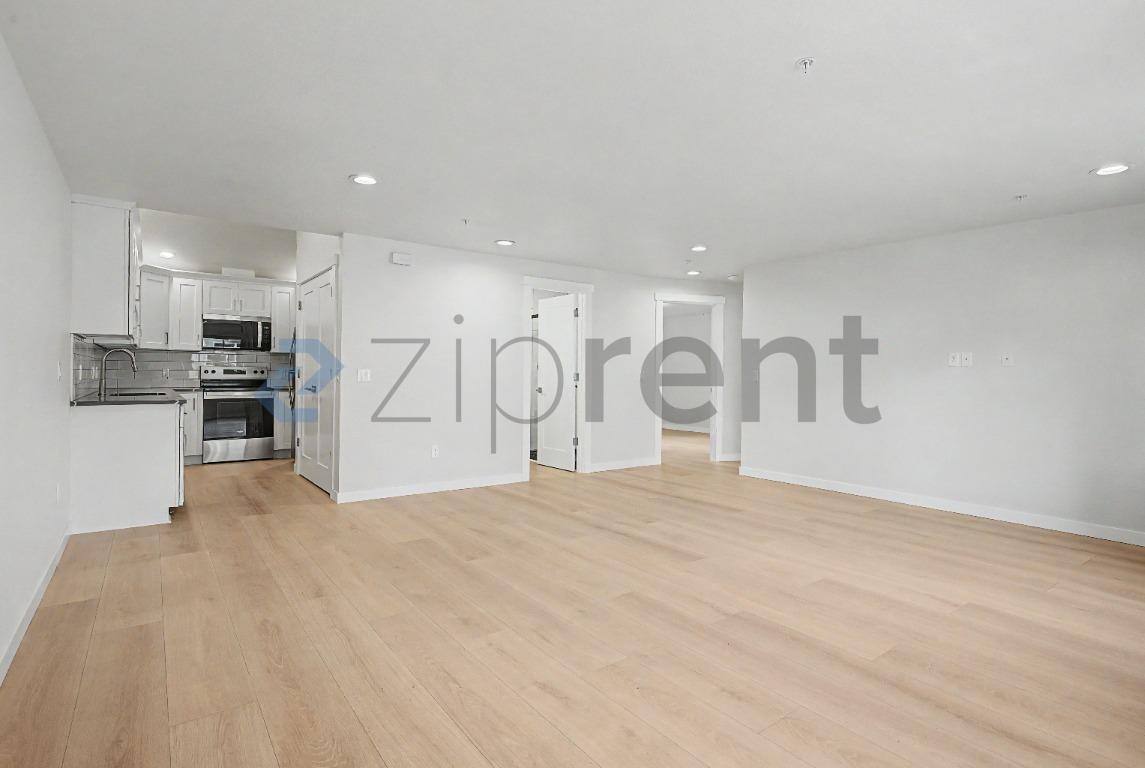 Apartment for rent at 4329 Arnold St NE, Salem, OR 97303