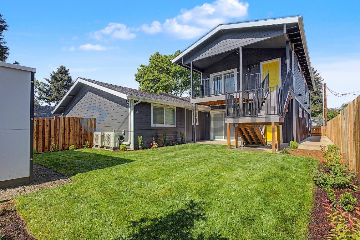 Apartment for rent at 4323 Arnold St NE, Salem, OR 97303