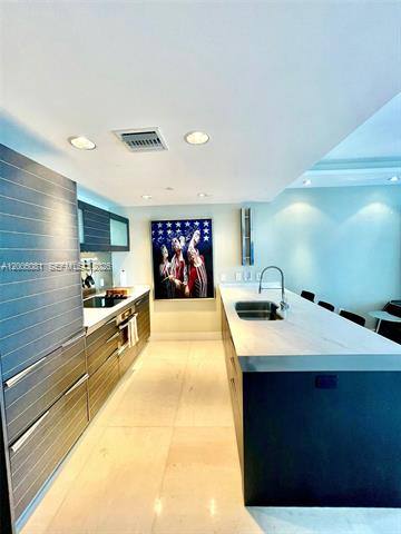Apartment for rent at 200 Biscayne Blvd Way #4310, Miami, FL 33131