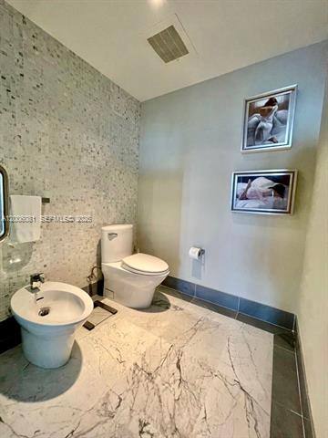 Apartment for rent at 200 Biscayne Blvd Way #4310, Miami, FL 33131