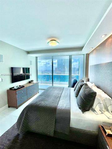 Apartment for rent at 200 Biscayne Blvd Way #4310, Miami, FL 33131