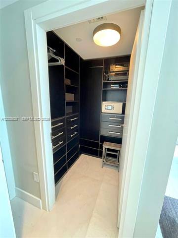 Apartment for rent at 200 Biscayne Blvd Way #4310, Miami, FL 33131