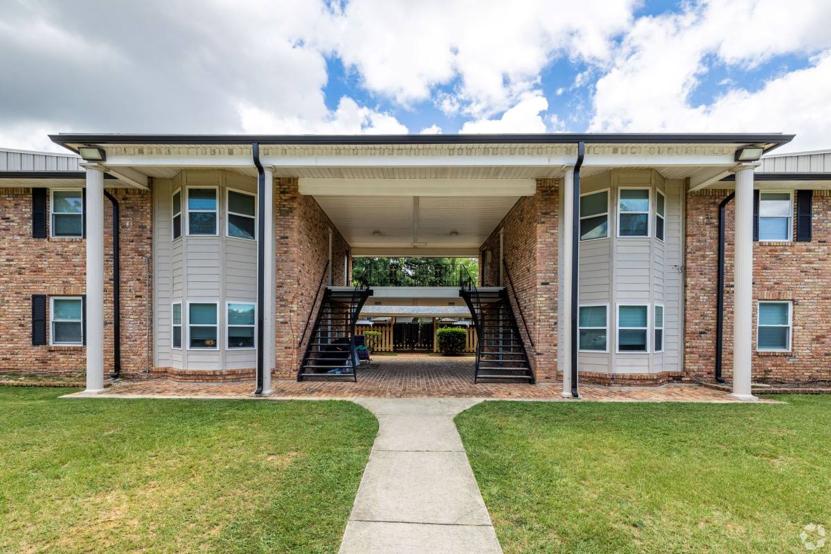 Apartment for rent at 890 Royce St, Pensacola, FL 32503