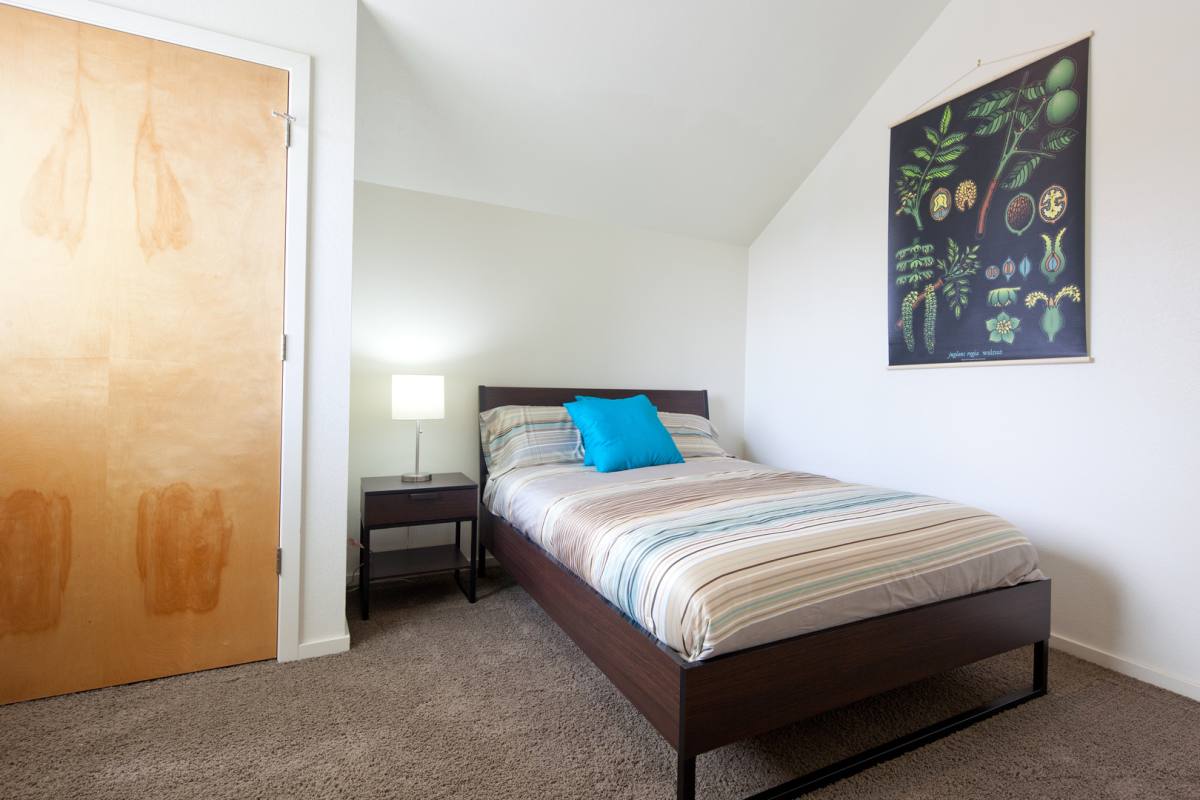 Apartment for rent at 125-135-155 E 19th, Eugene, OR 97401