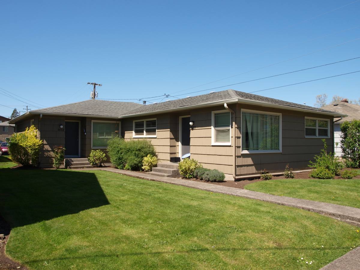 Apartment for rent at 1850-1852 Pearl, Eugene, OR 97401