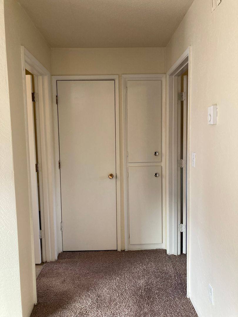 Apartment for rent at 323 E 18th Alley, Eugene, OR 97401