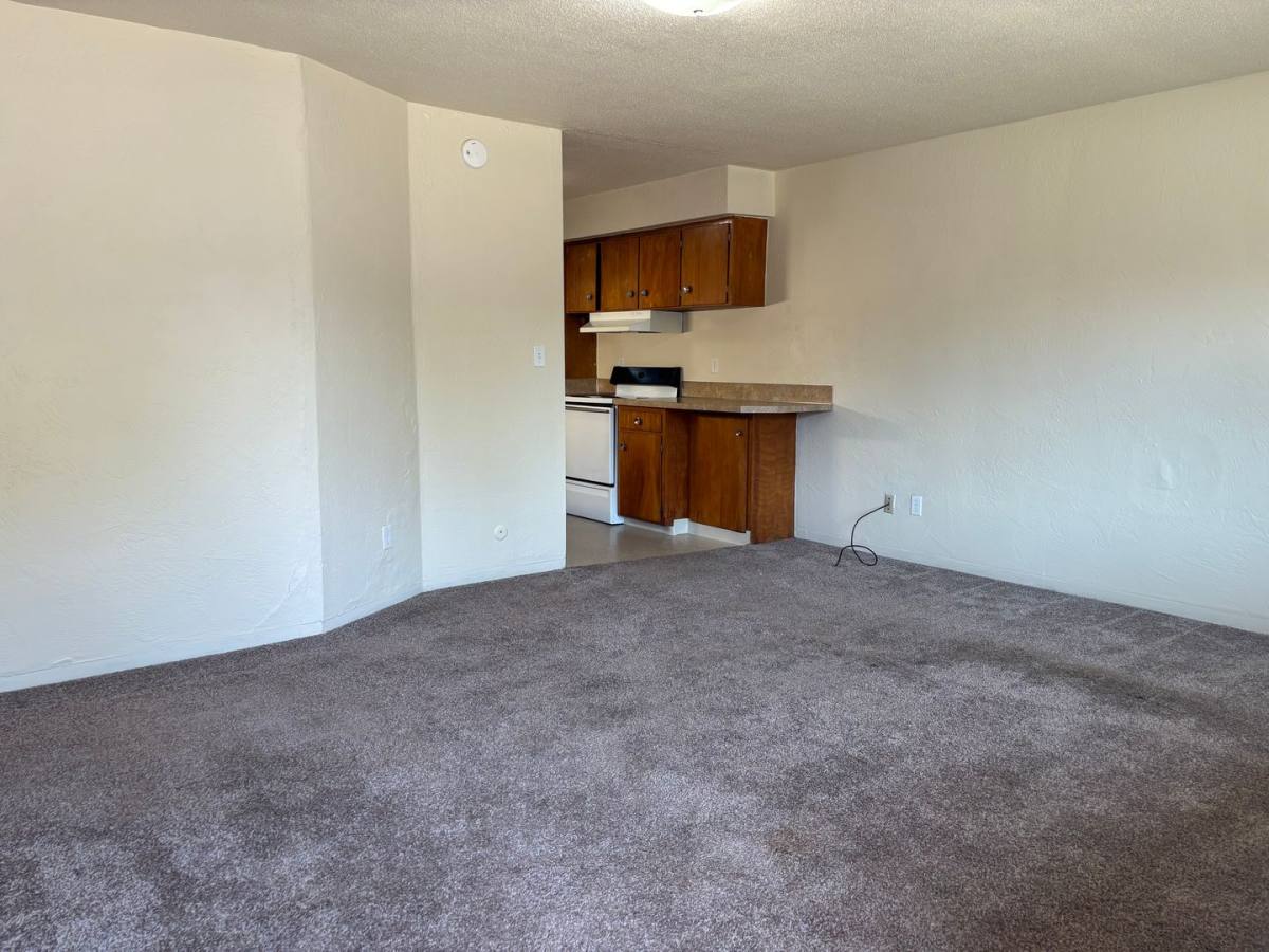 Apartment for rent at 323 E 18th Alley, Eugene, OR 97401