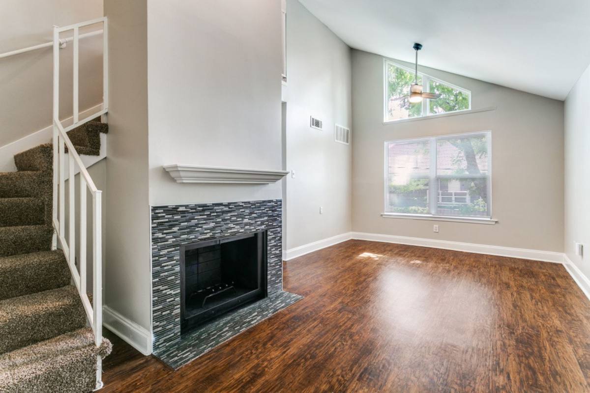 Apartment for rent at 4023 N Hall St, Dallas, TX 75219