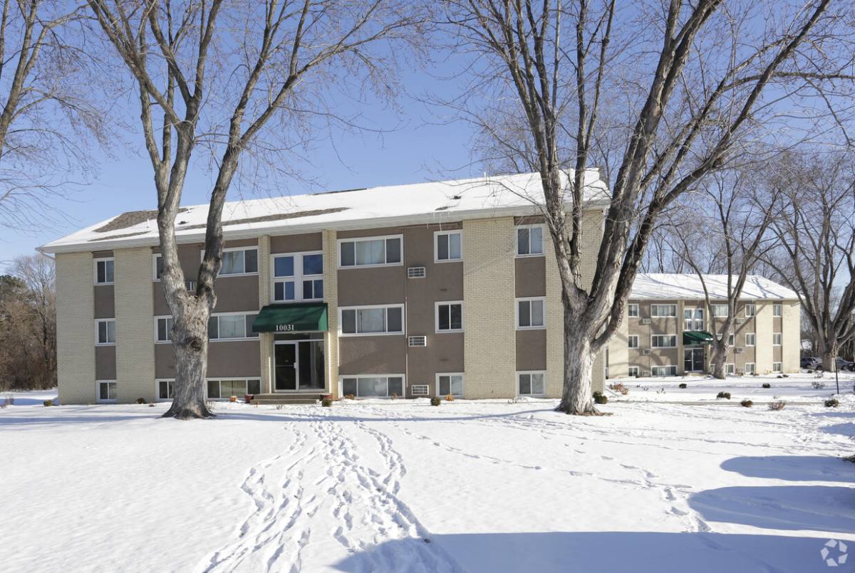 Apartment for rent at 10031 10035 10039 Lyndale Ave S, Minneapolis, MN 55420