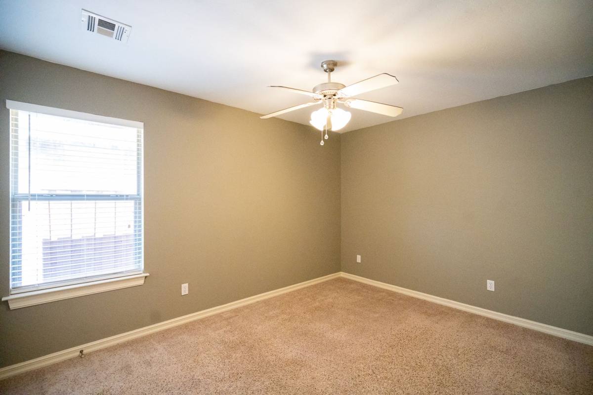 House for rent at 1301 Cedar Creek Dr, Norman, OK 73071