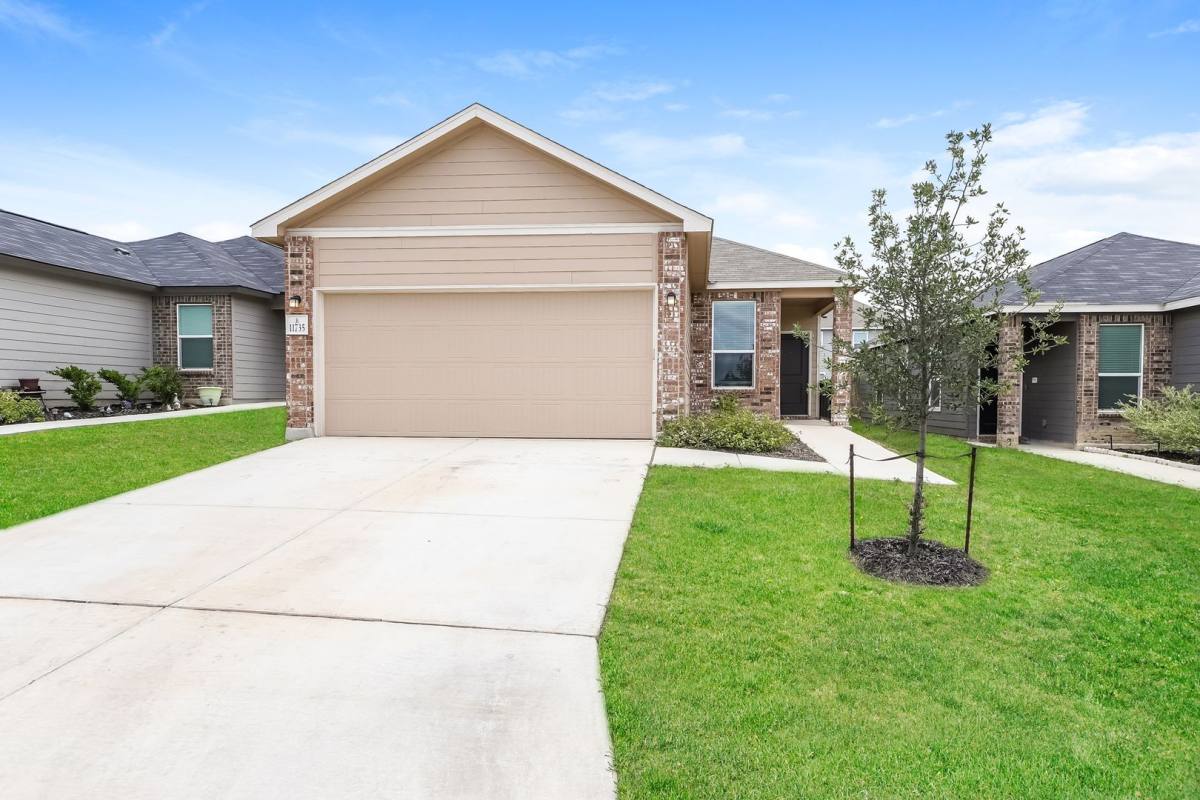 House for rent at 11735 Midnight Rain, San Antonio, TX 78245