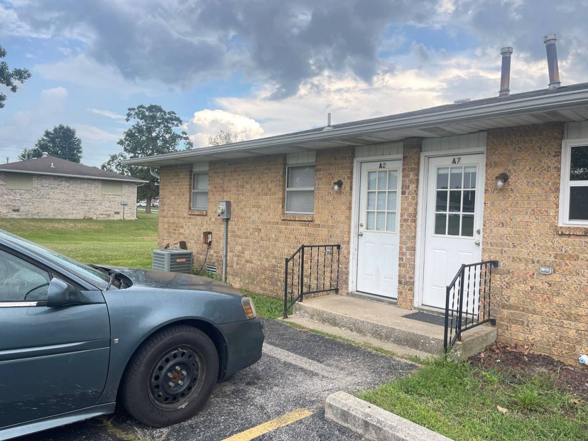 Apartment for rent at 4529 W 3rd St, Brookline, MO 65619