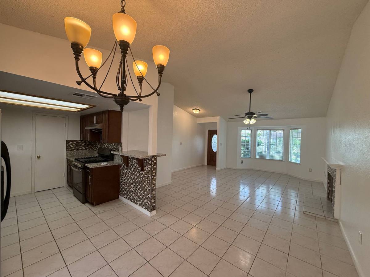 House for rent at 2108 Chaparral Dr, Delano, CA 93215