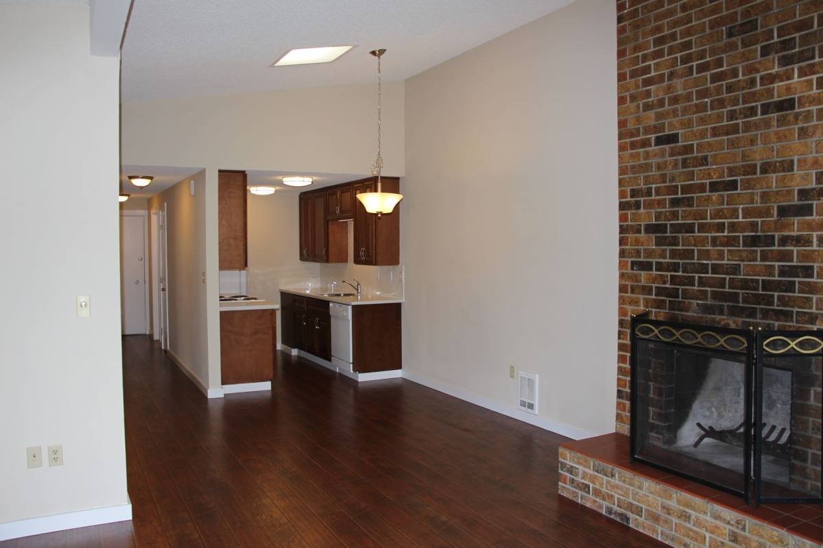 Apartment for rent at 15424 9th Ave SW, Seattle, WA 98166