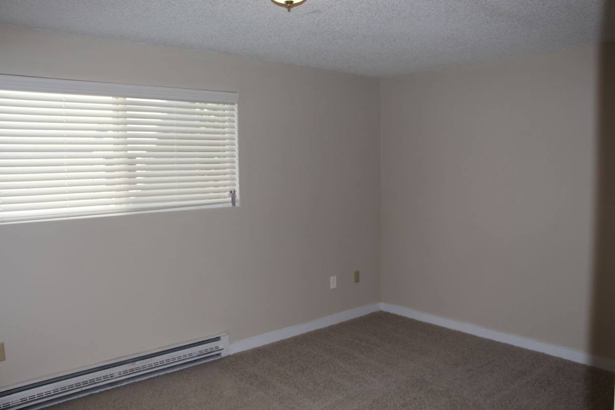 Apartment for rent at 15424 9th Ave SW, Seattle, WA 98166