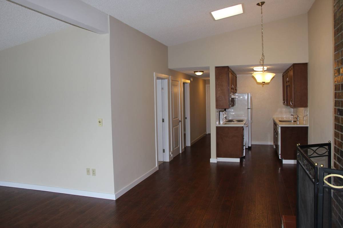 Apartment for rent at 15424 9th Ave SW, Seattle, WA 98166