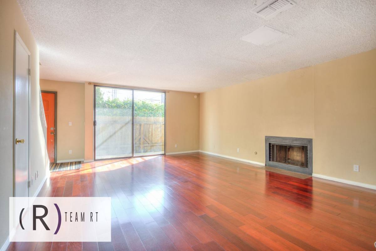Townhouse for rent at 2020 20th St, Santa Monica, CA 90404