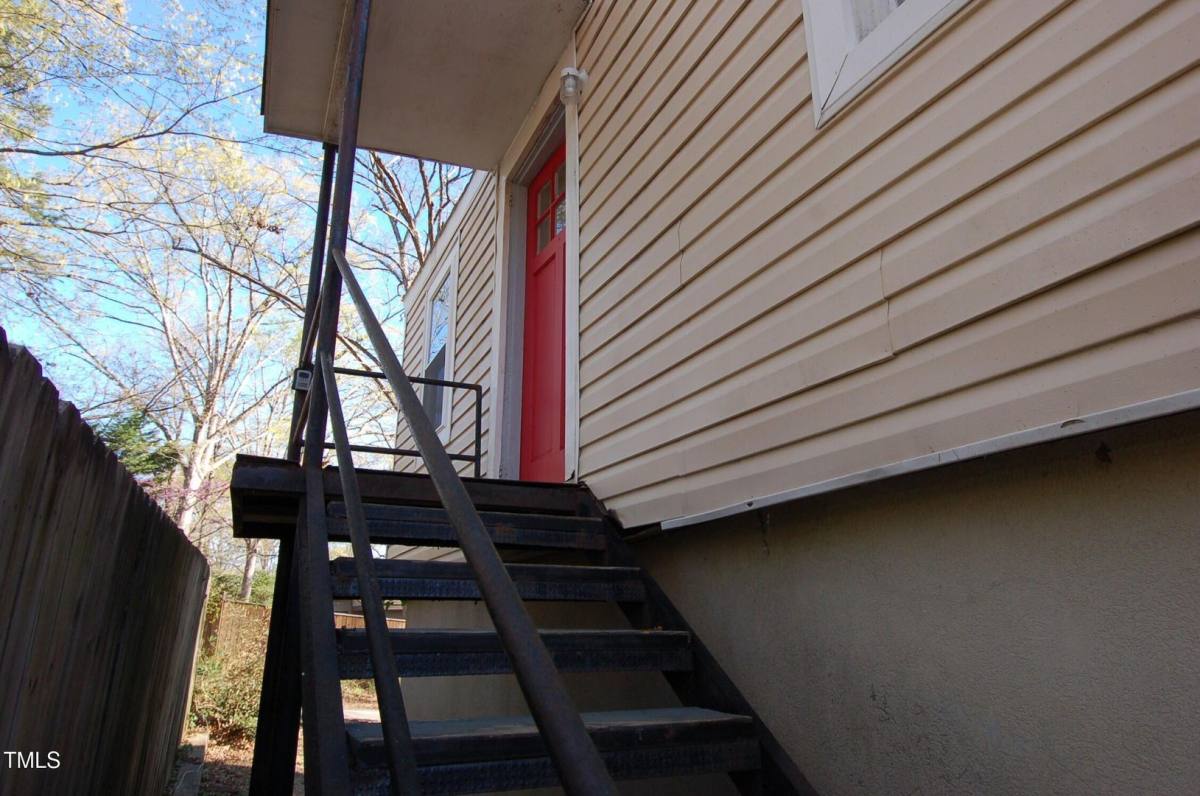 Apartment for rent at 3206 Ruffin St, Raleigh, NC 27607