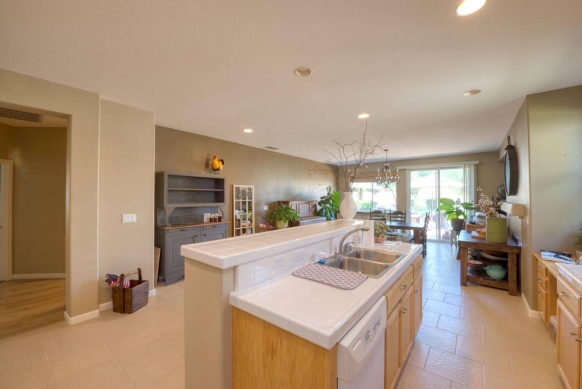 House for rent at 20594 Panoz Rd, Patterson, CA 95363