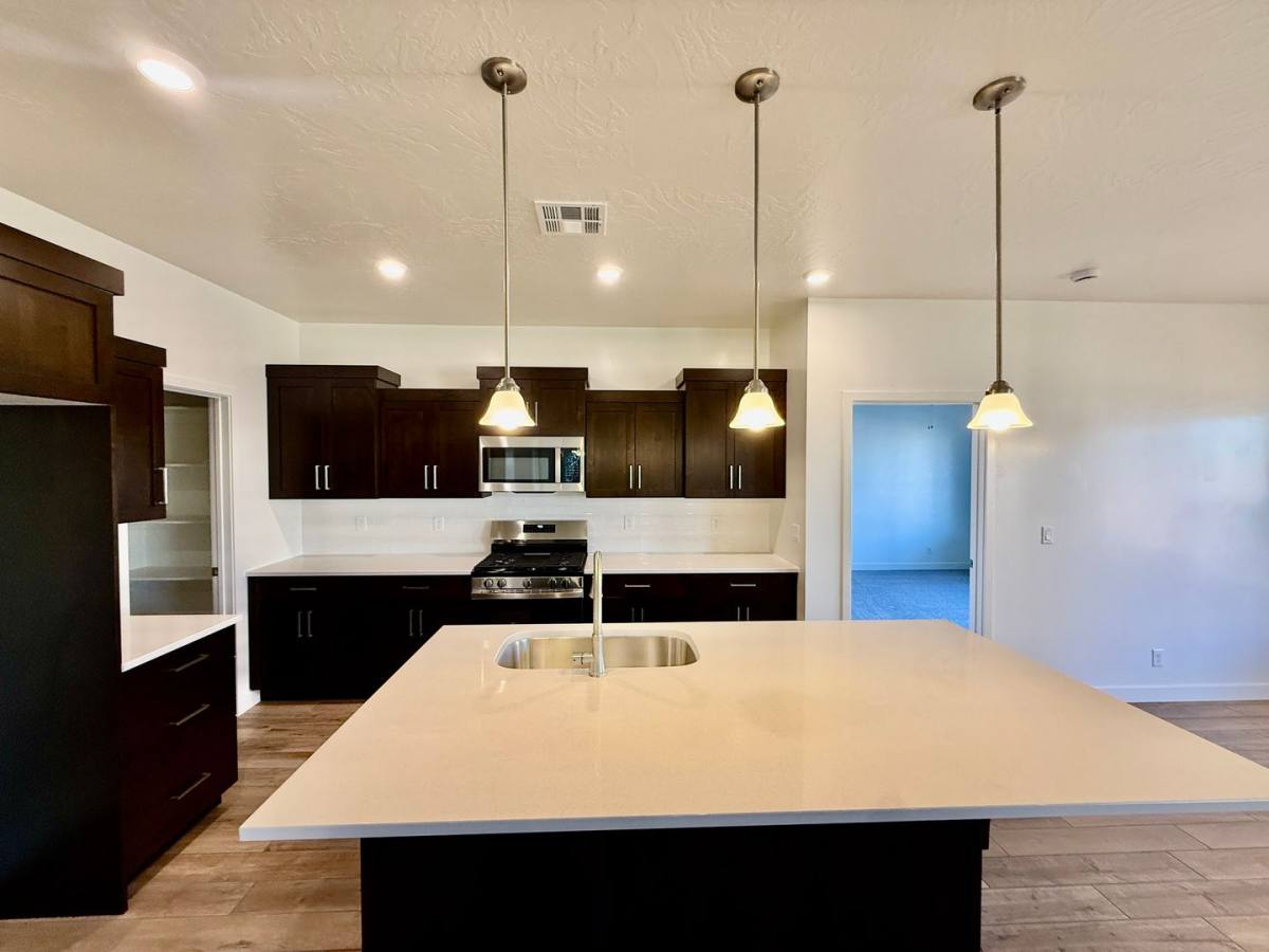 House for rent at 476 S Maggiore Trail, Saint George, UT 84770
