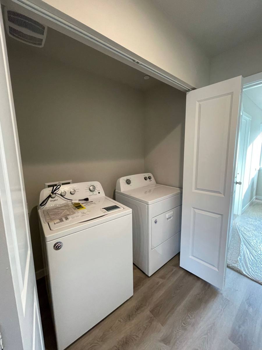 Townhouse for rent at 14601 1st Ave S, Tacoma, WA 98444