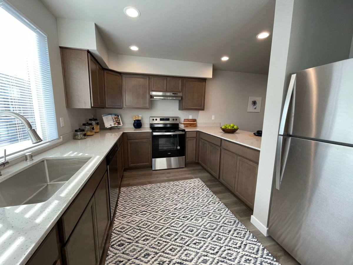 Townhouse for rent at 14601 1st Ave S, Tacoma, WA 98444
