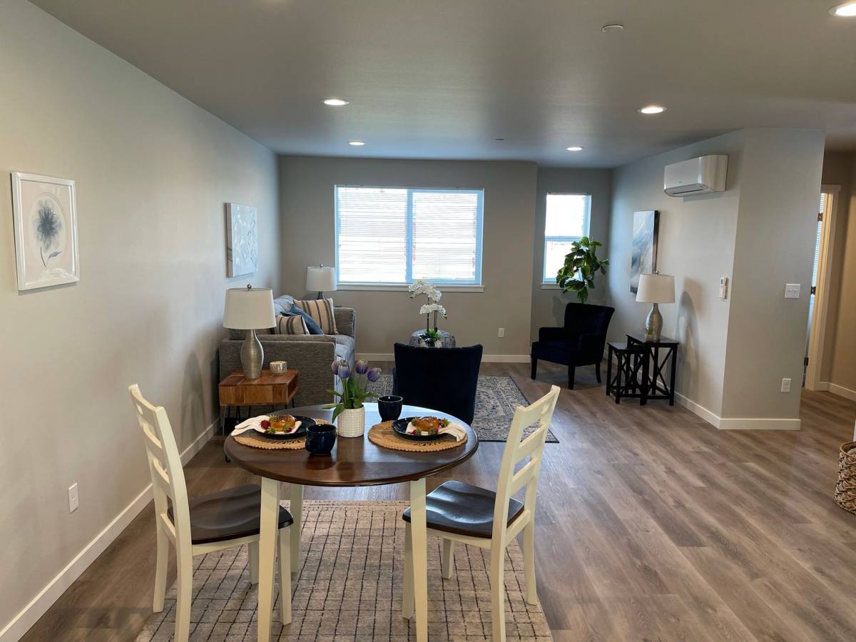 Townhouse for rent at 14601 1st Ave S, Tacoma, WA 98444